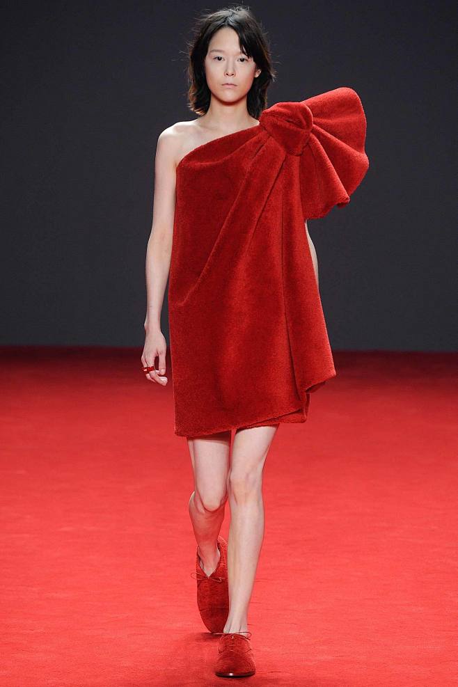 Viktor & Rolf Fall 2...