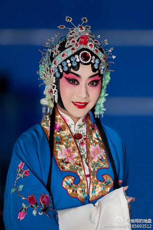 Beijing Opera。京剧。国剧。国粹。花旦。青衣。戏子。戏曲。妩媚。-花瓣网