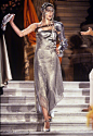 RunwayCollection# Dior Spring 1998 Couture：曾经顾盼生姿的迪奥女郎~ ​​​ ​​​​