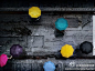 意大利佛罗伦萨的一条街道，人们撑着雨伞，在大雨中穿行。在五颜六色的雨伞点缀下，佛罗伦萨散发出一种别样的味道。其中两名行人手牵着手，增加了整幅画面的浪漫气息。http://t.cn/zjZlFdE