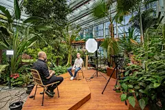 奥利维亚商务中心花园，波兰 / MalinowskiDesign Urban&amp;landscape : 办公楼中的异国风情花园