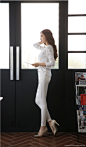 经典款显瘦轻薄棉质紧身裤百搭单品 : Romantic & Trendy Looks, Styleonme
