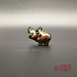 复古包浆纯铜犀牛挂件 铜小犀牛红皮小牛吊坠挂坠铜小件铜器摆件-淘宝网