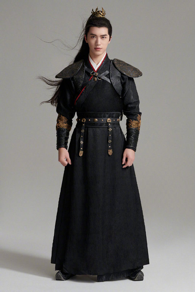 #芭男星期衣# 许魏洲超话 近日许魏洲...