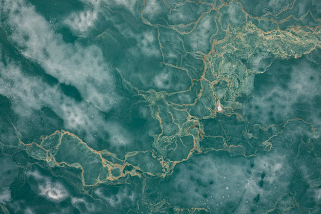 winter frozen landsc...