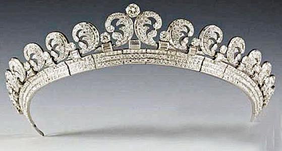 欧洲皇室最漂亮的皇冠_百度图片搜索