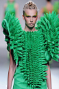 Origami Fashion - sculptural green dress - fashion meets art; wearable art // Eva Soto Conde
