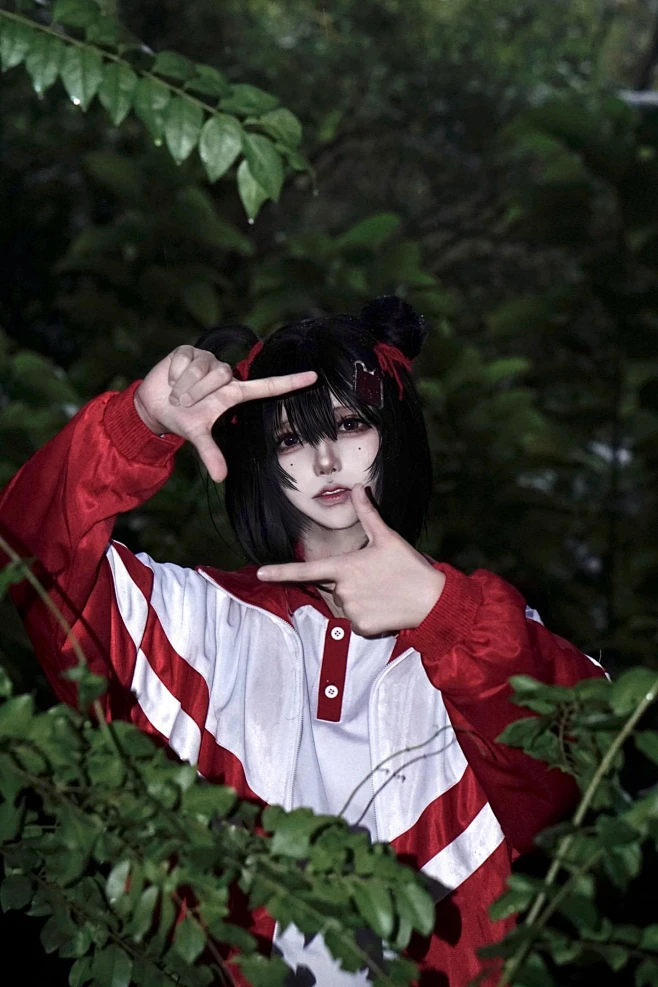路边树，种因果。#头七怪谈 #女鬼 #束雨安 #离雨婷 #cos@妻子为何沉睡不醒，采集@屿堍-花瓣网