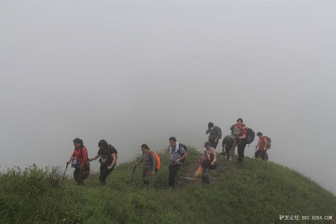 眷恋往日足迹——记武功山与龙虎山