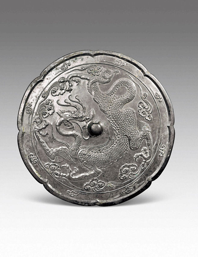 唐61云龙纹镜