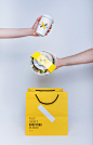 MIX EAT : "Breaking the monotony of life" was one of the first things that the client mentioned when he asked us to create an integral concept for a new premium salad bar located in San Pedro Garza, Nuevo Leon. The brand poses a fight with the s