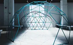 时装秀评论：S / S 2016女装季最煽情套装|  时尚|  壁纸*杂志 _商业街店铺采下来 #率叶插件，让花瓣网更好用#