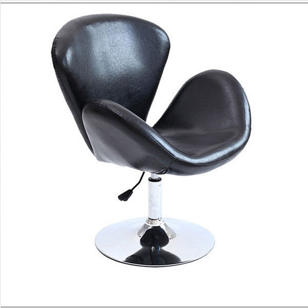 天鹅椅
于1958年由丹麦设计师雅各布森...