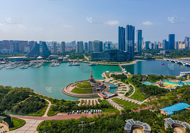 航拍中国日照市海岸线建筑景观