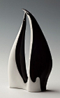 Polski New Look - Ćmielów. Stunning black and white form. #penguin #ceramic #sculpture