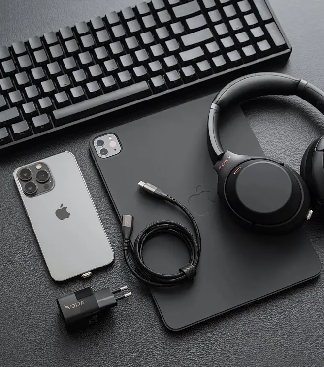 Techdozer | Daily technology在 Instagram 上发布：“All black everyday carry ...