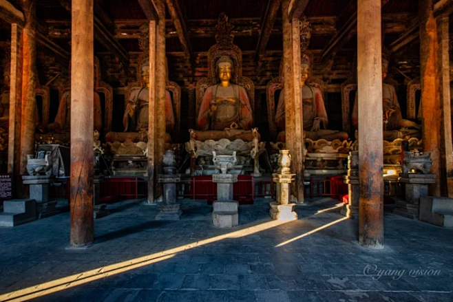 [cp]【古刹辉煌，奉国寺】辽宁锦州义县奉国寺，是现存三大辽构寺院之一，距今近千年。殿内有最古老、最大的泥塑彩色佛像群，精美绝伦，值得细看 ...