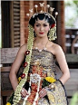 The bride (Central Java)