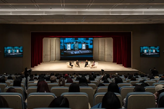 蔡国强团队参与服务卡地亚满庭芳菲艺术展
