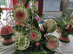 推进“粤菜师傅”工程清远烹饪协会举办粤菜师傅技艺交流暨食材食品供销洽谈会_清远市 : 引语：为深入推进“粤菜师傅”工程，弘扬清远饮食文化，推广清远特色食材、以展带销助力乡村振兴，5月30日下午，由清远市人社局主办、清远市烹饪协会承办的清远粤菜师傅技艺交流暨食材食品供销洽谈会在清远市清城区鸿福渔…