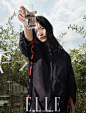 刘雯 x ELLE ┊ 钢筋水泥的苍穹之下，藏不住你那颗柔软的心，还有那纯净水一样的笑容。 ​​​​
