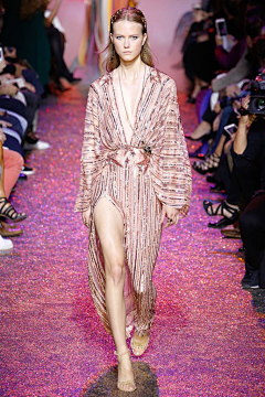 SIRMARTIN采集到【时尚2017】Elie Saab 2017巴黎时装周时装秀
