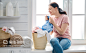 女人在洗衣服,woman is doing laundry - 图虫创意-全球领先正版素材库-Adobe Stock中国独家合作伙伴