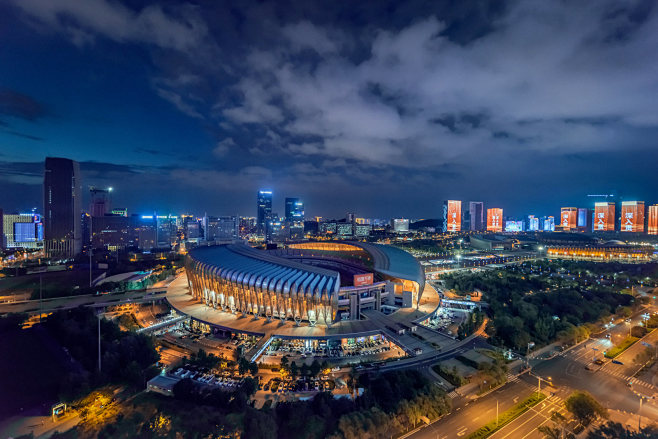 济南奥体中心夜景摄影照片