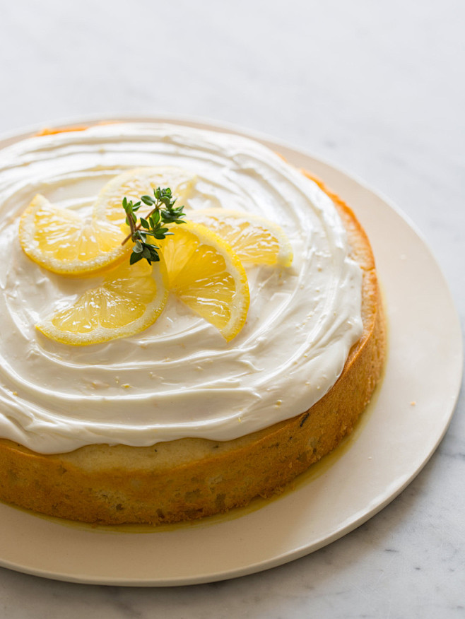 Easy Lemon Thyme Cak...