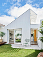 A Photographer + Stylist's Vibrant Family Home : Melbourne photographer Derek Swalwell and Georgia Young’s modernised 1960’s family home in Elsternwick.