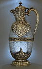 一百年前設計制作的玻璃鑲銀葡萄酒壺。更多搜集詳見：O网页链接