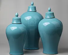 东情西韵

位置：三期310-311、324-325
品类：综合配置/陶瓷玻璃/家居饰品
风格：混搭/中式
品牌简介
春在东方（CZDF）家居是目前国内“新中国风”产品及设计最具影响力的品牌之一
国内第一家明确提出“新中国风”风格品牌。并专注于此文化风格研究及打造整体品牌家居的企业。
“新中国风”是以东方智慧为依托的无国界，无文化边界的人,艺术,生活三位一体的东方人居生活方式。
以“东方文化”为基点，融汇不同文化与时代的精粹，诠释东方气质与内涵。
春在东方公司正式成立于2009年。
凭藉对中国文化及家居潮