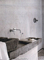 #家居设计# 洗手池也可以成为家里的亮点 ​