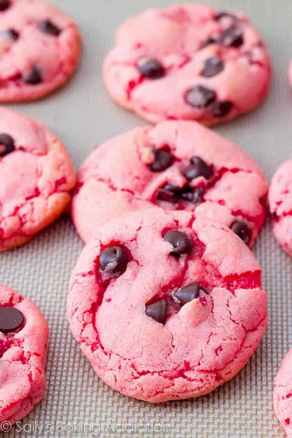 Indulgent Delight: Delectable Raspberry Butter Cake Cookies