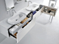 【Metropolis极简风格卫浴家具】Metropolis是一款极简主义风格的卫浴家具，它有意大利卫浴家具制造商Lasa Idea设计而成。卫浴家具办含有较深的抽屉、篮子设计，优化了浴室家具的储藏空间。