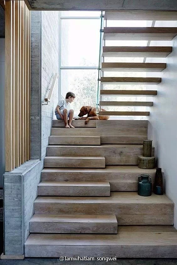 实用的楼梯创意
#美学# #艺术设计# ...