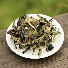 小牛牛采集到茶-月光白