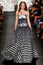 Naeem Khan Spring 2015 Ready-to-Wear - Collection - Gallery - Style.com : Naeem Khan Spring 2015 Ready-to-Wear - Collection - Gallery - Style.com