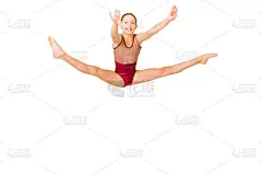 快乐的女孩享受她的训练