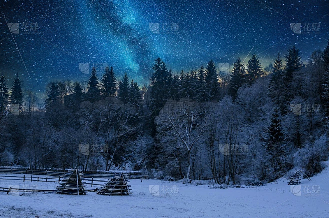 美丽的冬夜。山景观素材-花瓣网