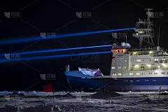 破冰船考察船在考察现场