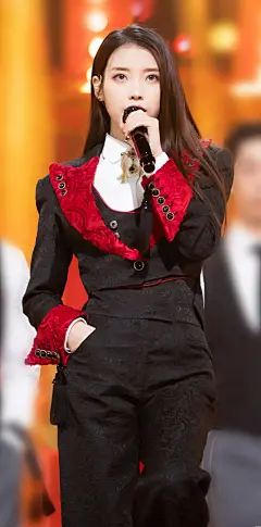 #明星壁纸#IU李知恩