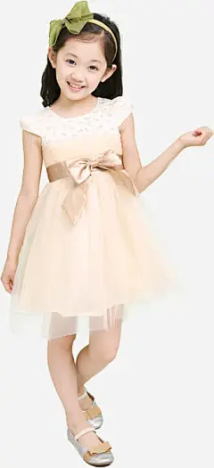 可爱小女孩服装模特海报 _图片-儿童采下来 #率叶插件，让花瓣网更好用#