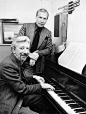 Rüdiger Piesker und Raymond Lefevre am KlavierJanuar 1974