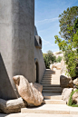 Stera Architectures丨撒丁岛的一座别墅，像是从石头里长出来似的 : 与自然共生