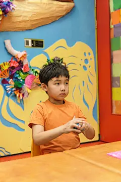 培训中心手工61六一儿童节人物摄影图