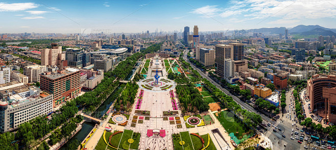 山东省济南市泉城广场航拍照片