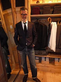 男装店铺装修设计图集丨服装展示展架展台/试衣间展示区销售区设计