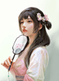 Beauty with a fan, wang xiao