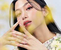 木梓森采集到美甲（模特）